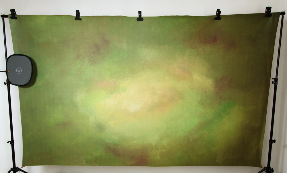 Double sided backdrop "green / marzipan"