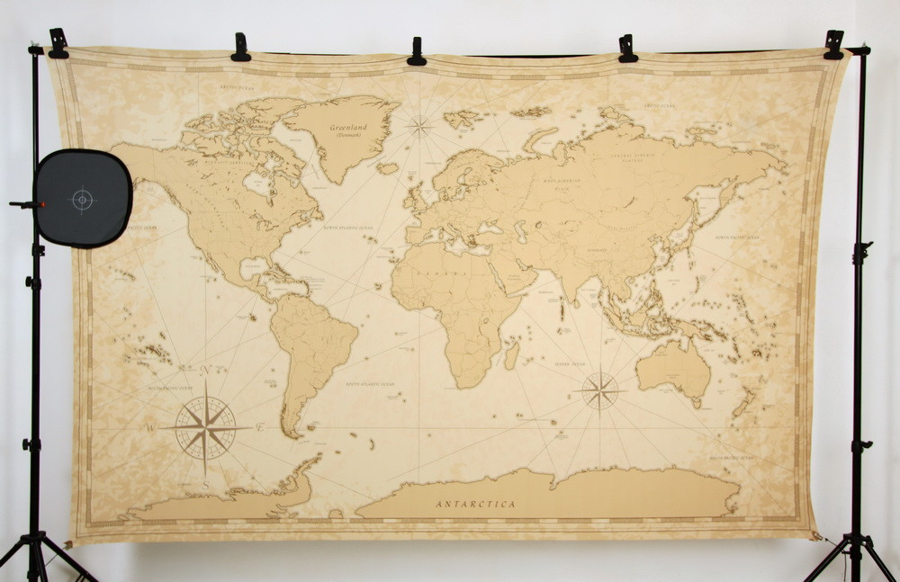 Backdrop "vintage world map"